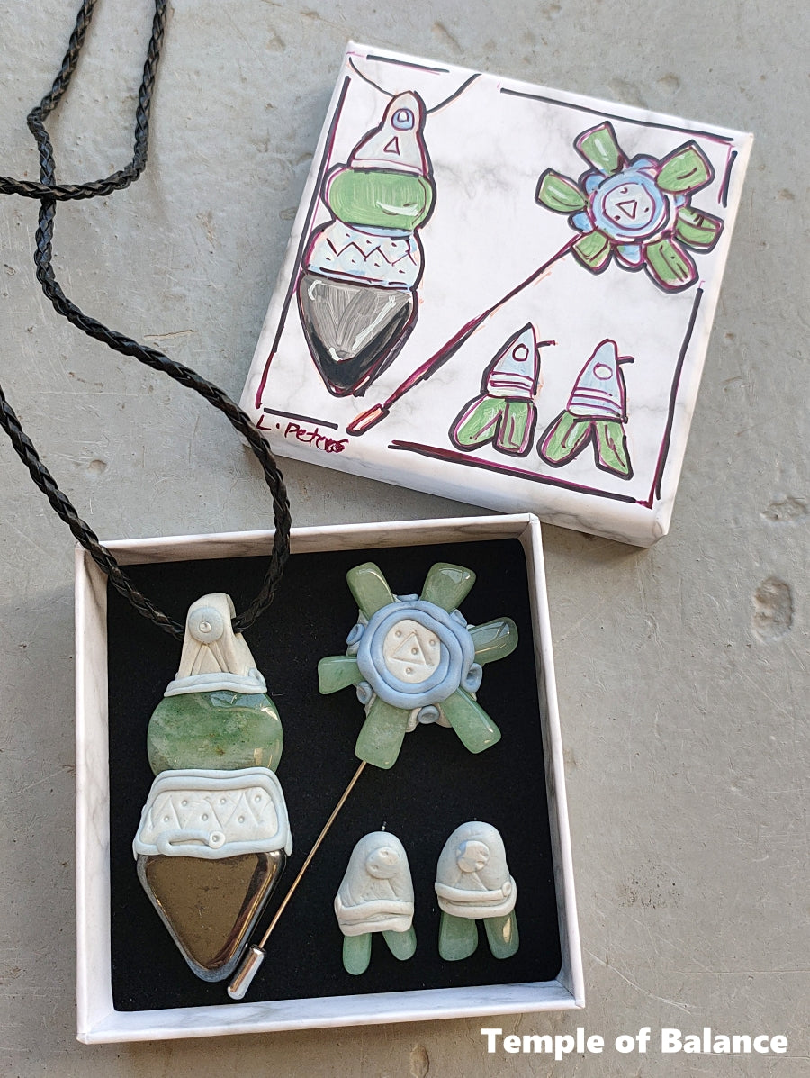 Green Aventurine Box Set - Pendant, earrings & pin